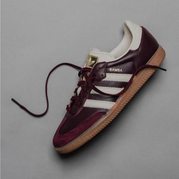 (SOLD) Adidas Samba BNIB women’s 9.5 - Picture 1 of 5